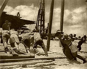 Млади градитељи уносе нов дух на свако радно место градилишта, Нови Београд, 1948..jpg