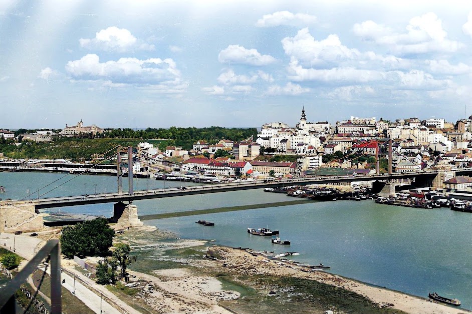 Панорама снимљена са Шкодиног падобранског торња на Сајмишту, крајем тридесетих..jpg