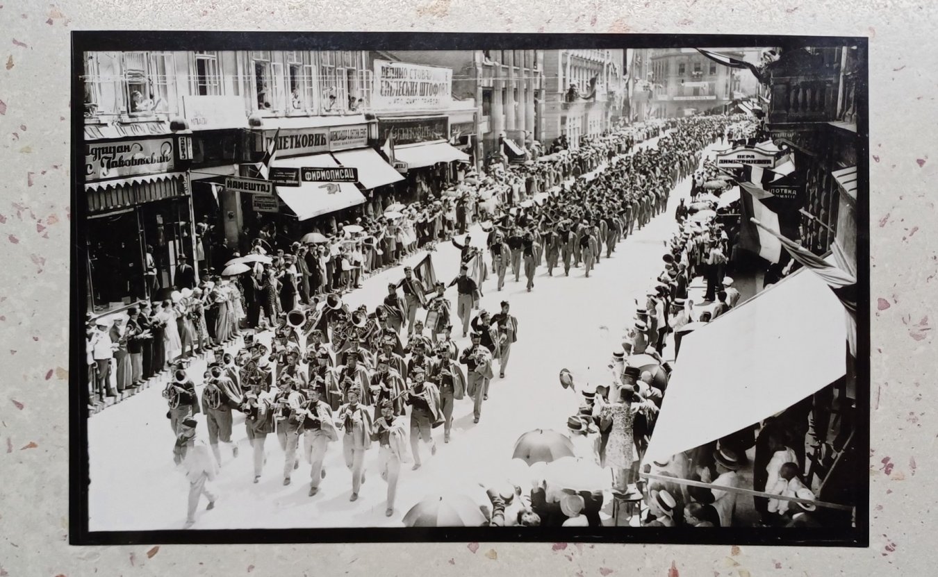 1938-Sokolski-slet-Knez-Mihajlova-orig-foto-P1277-_slika_O_155703349.jpg