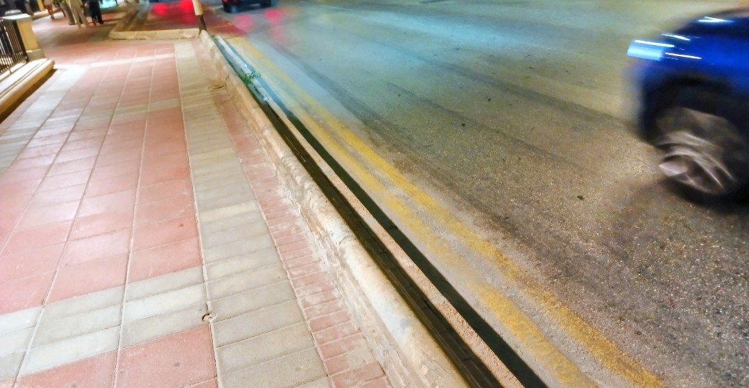 250075140.jpg