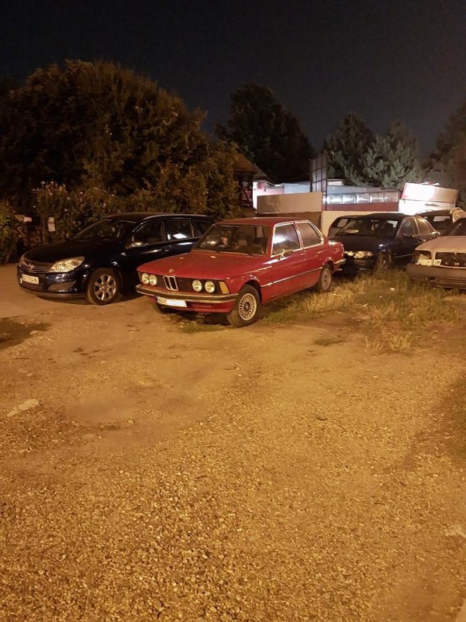bmw e21b.JPG