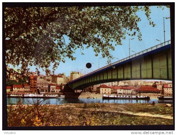 bridgesingingpostcard.jpg