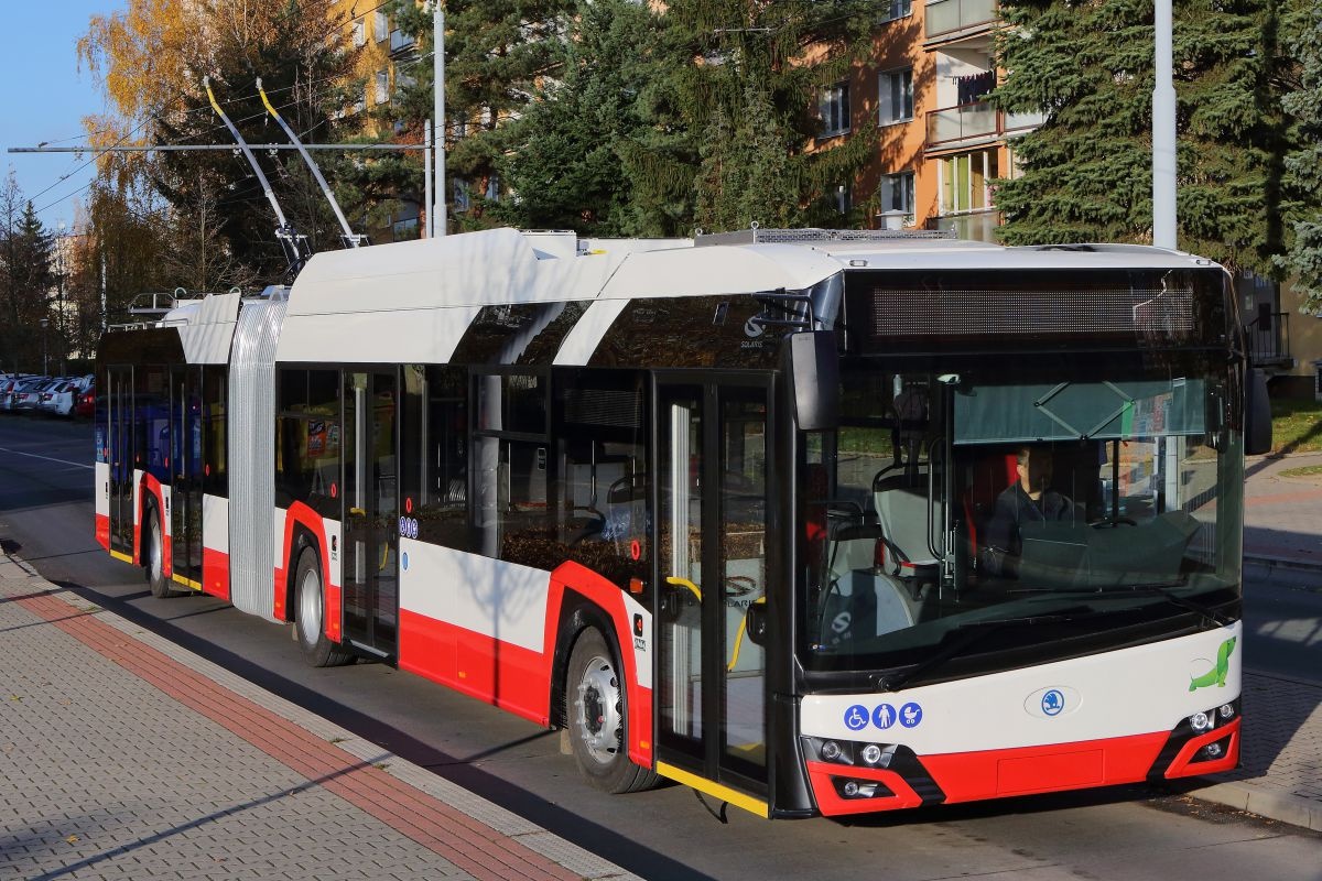 brno-trolejbus-novy-dopravni-podnik-skoda27tr.jpg