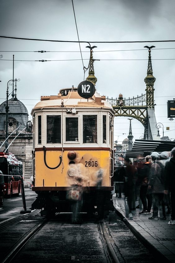 Budapest tram historical.jpg