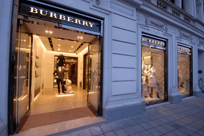 Burberry Belgrade 01.jpg