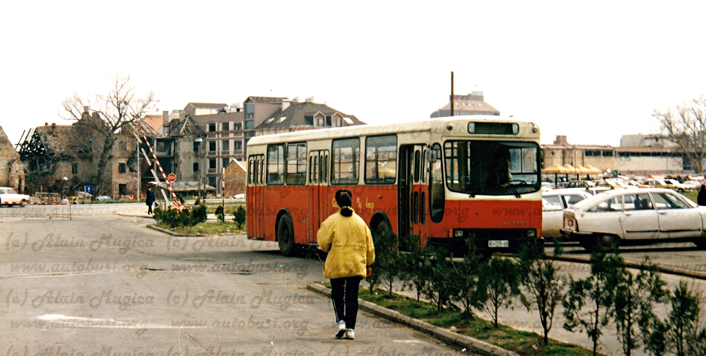 Bus VU-205-69 Vukovar 1997a.jpg