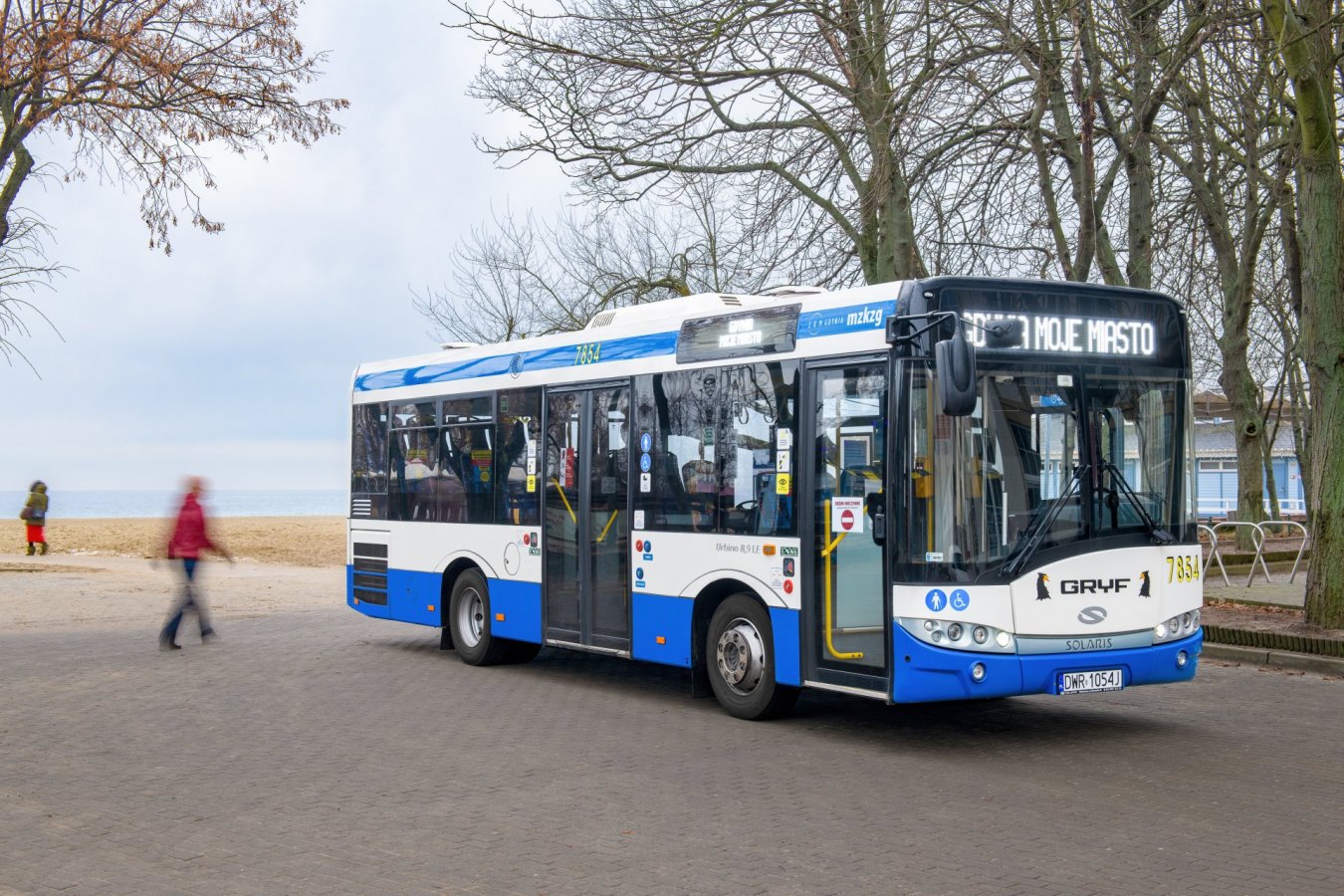 city-buses-urbino-89-le-solaris.jpg