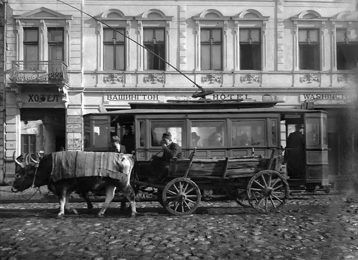 Hotel Washington preko puta gl. z. st..jpg