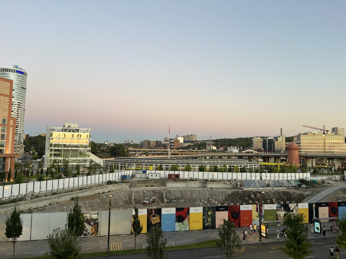 IMG_9894.JPG