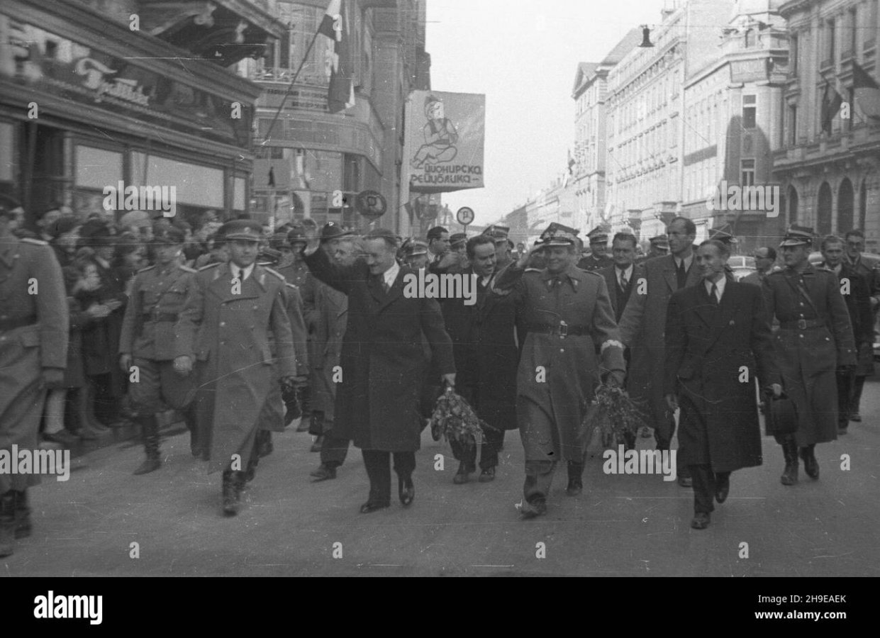 jugosawia-belgrad-1947-10-18-wizyta-prezydenta-rzeczypospolitej-polskiej-bolesawa-bieruta-w-ju...jpg
