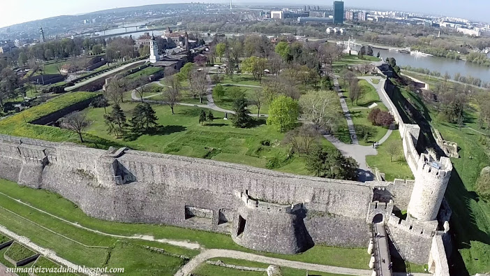 Kalemegdan iz visine, severoistocni pogled, blize - kalemegdan-tvrdjava.jpg