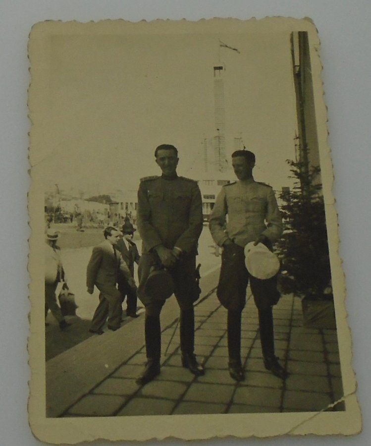 kraljevina-oficiri-beograd-1938-vazduhoplovna-izlozba_slika_O_321086053.jpg