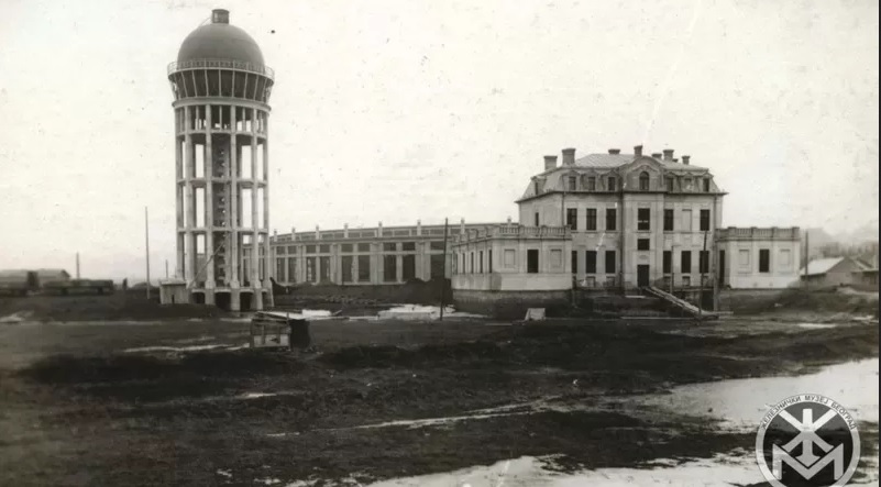 Nova zgrada ložionice, vodostanice i upravne zgrade iz 1926. godine.jpg