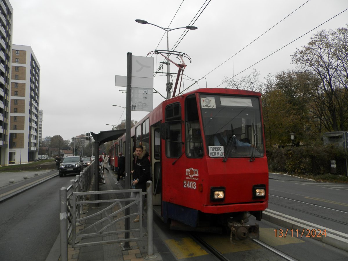 PB133764.JPG