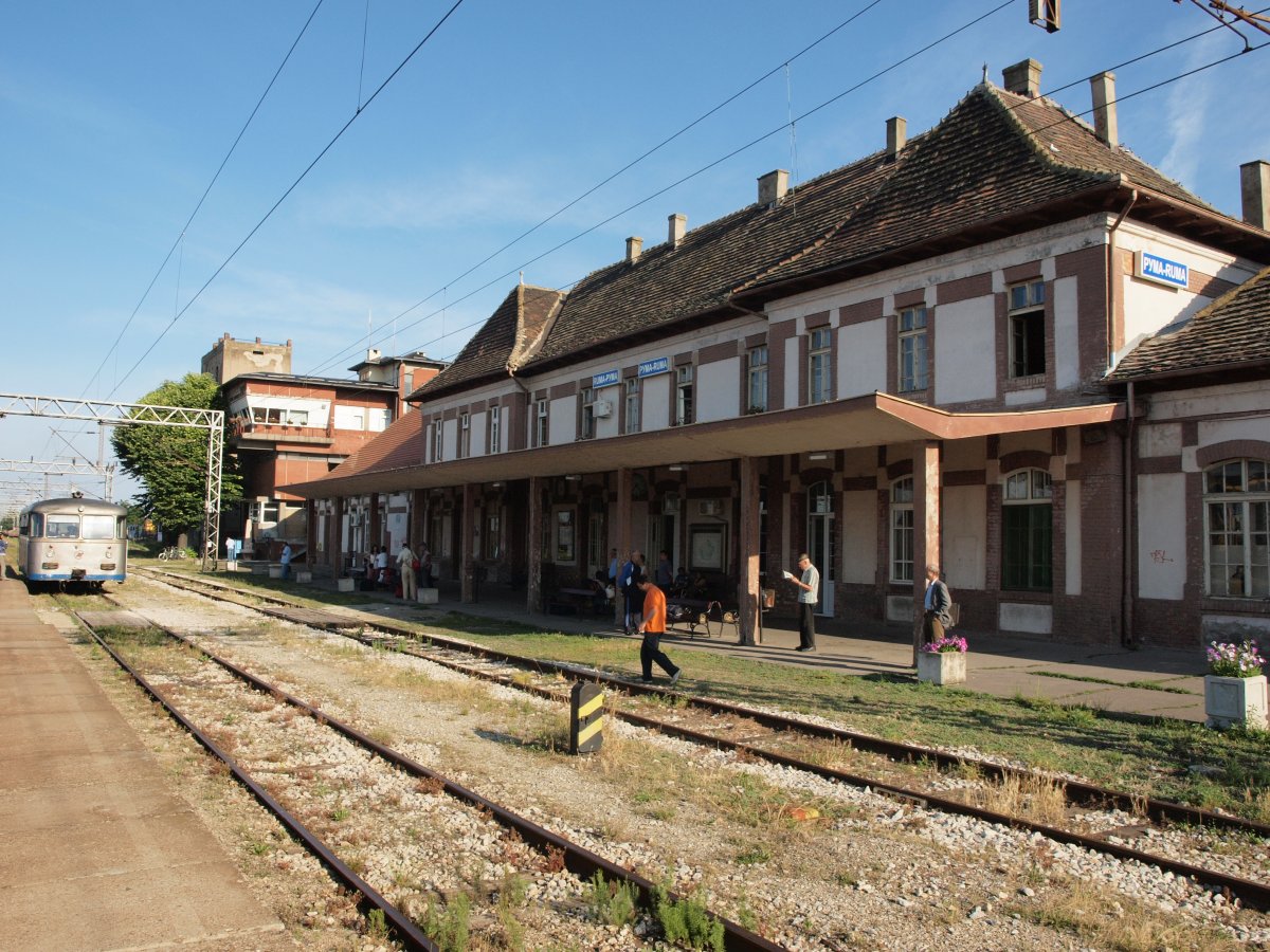 Ruma_railway_station.jpg