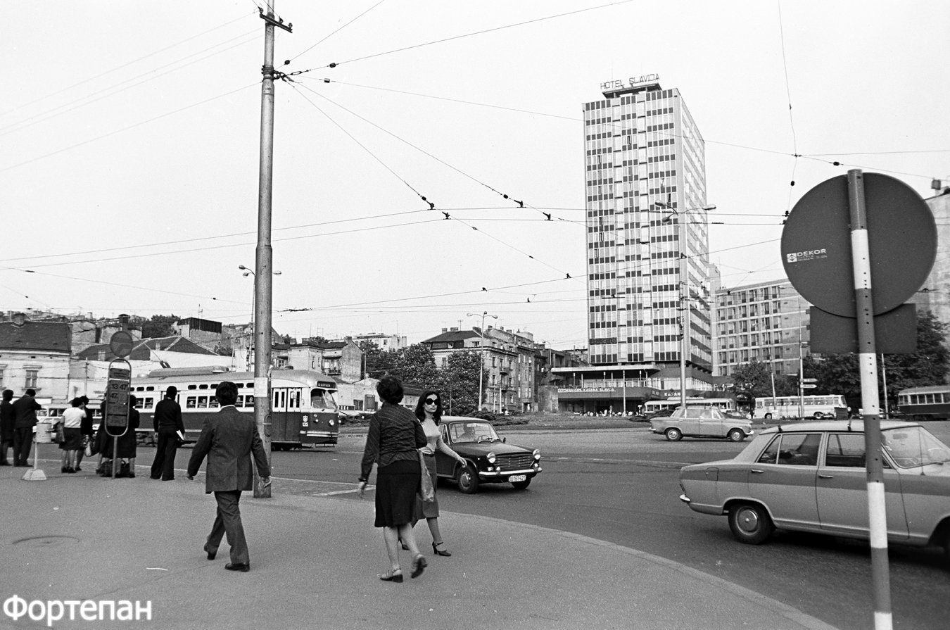 Slavija 1977.jpg