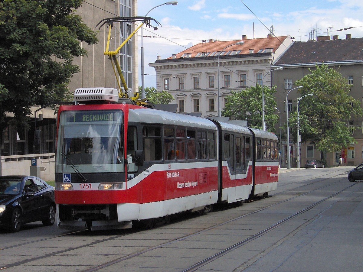 Tram_K3R.N_Brno.jpg