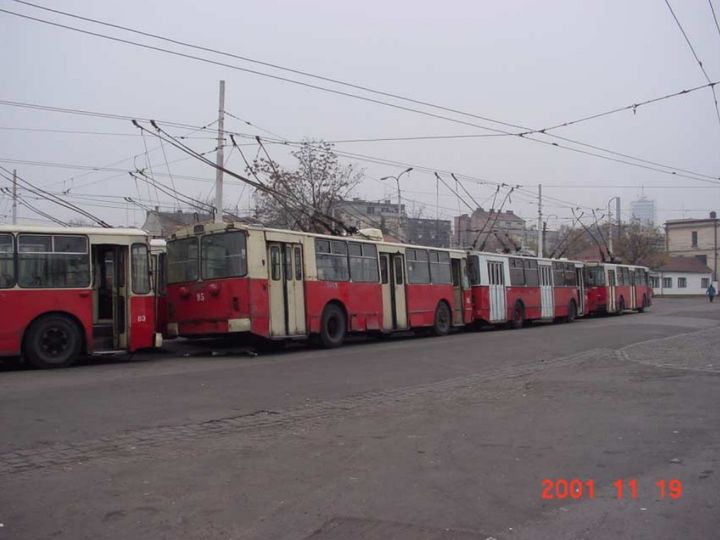 trolejbusi 2001 ziu.jpg