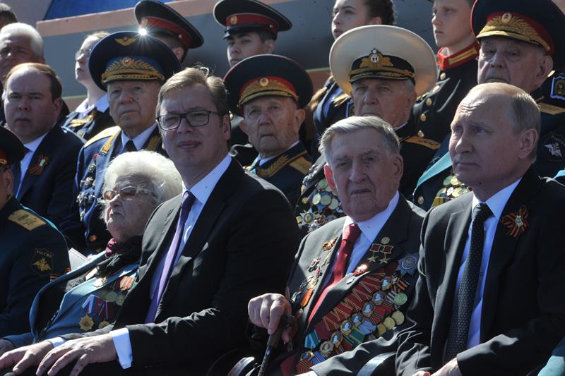 Vucic-Parada-pobede.jpg