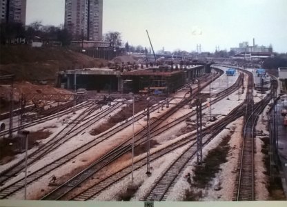 Work_at_the_construcction_site_in_Prokop_1997.jpg