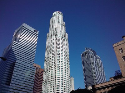 Citibank_Center,_US_Bank_Tower_and_The_Gas_Company_Tower.jpg