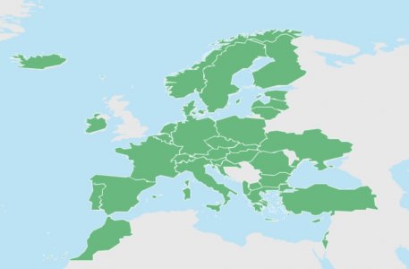 Green Pass EU and non-EU countries.jpg