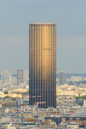 1200px-Tour_Montparnasse_June_2010.jpg